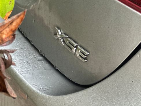 Used 2021 Toyota Camry XSE image 8