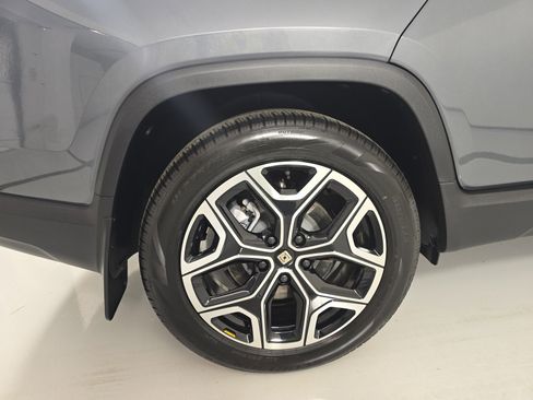 Used 2025 Rivian R1T Adventure AWD/4WD image 12
