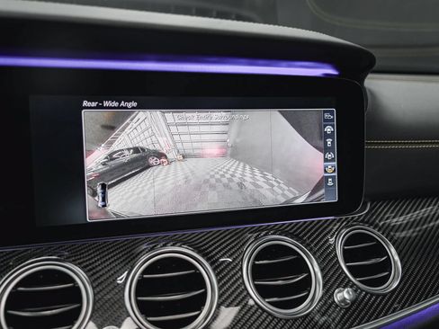 Used 2018 Mercedes-Benz E 63 AMG S image 68