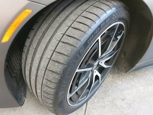 Used 2022 Mercedes-Benz SL 63 AMG 4MATIC w/ Driver Assistance Package image 39