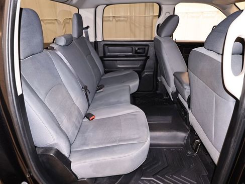 Used 2017 RAM 1500 Express w/ Black Ram 1500 Express Group AWD/4WD image 16