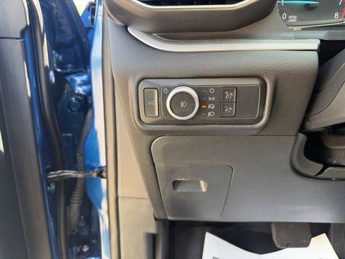 Used 2022 Ford Explorer XLT w/ Equipment Group 202A AWD/4WD image 30