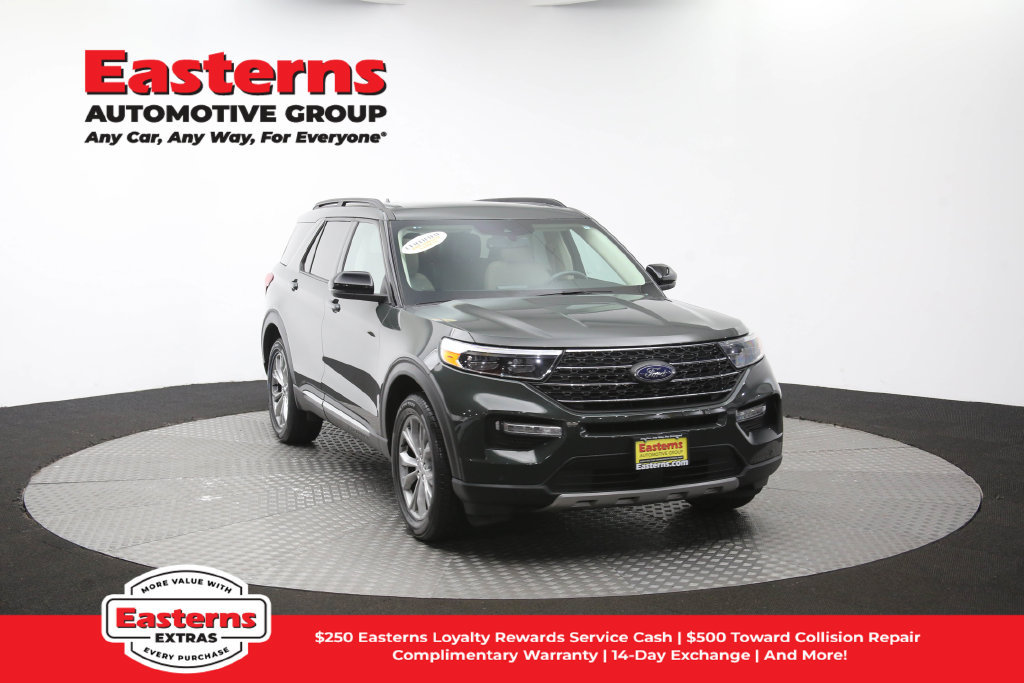 Used 2023 Ford Explorer XLT w/ Equipment Group 202A AWD/4WD image 57