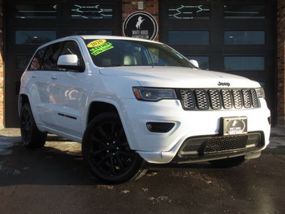 Used 2020 Jeep Grand Cherokee Altitude