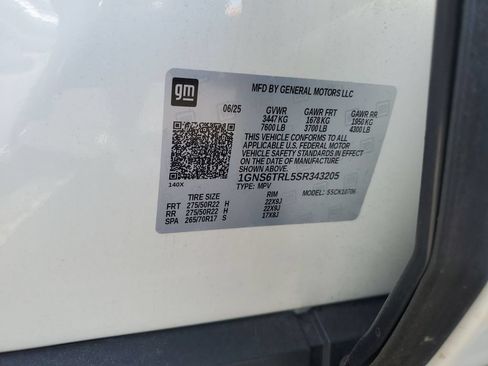 Certified 2025 Chevrolet Tahoe High Country AWD/4WD image 41