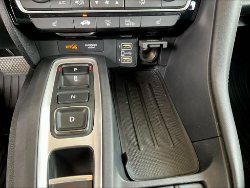 Used 2021 Honda Insight Touring image 14