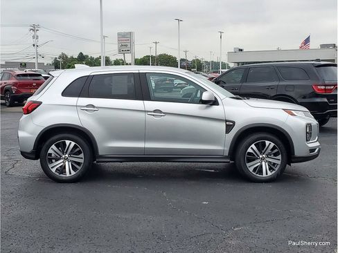 Used 2025 Mitsubishi Outlander Sport SE AWD/4WD image 9