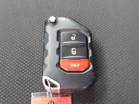 Used 2021 Jeep Wrangler Unlimited Willys image 37