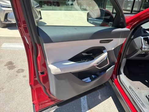 Used 2019 Jaguar E-PACE SE AWD/4WD image 19