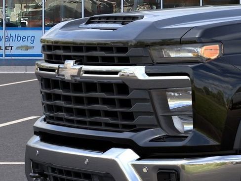 New 2026 Chevrolet Silverado 2500 LT w/ Safety Package AWD/4WD image 13