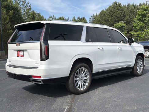 Used 2023 Cadillac Escalade ESV Premium Luxury AWD/4WD image 35