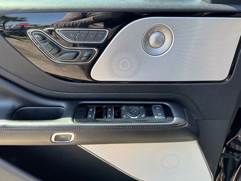 Used 2022 Lincoln Aviator Reserve w/ Equipment Group 201A image 48