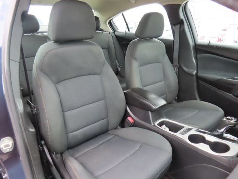 Used 2016 Chevrolet Cruze LS image 40