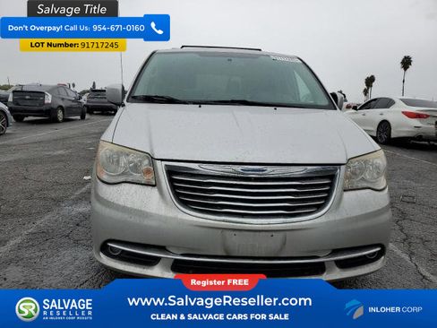 Used 2012 Chrysler Town & Country Touring w/ Entertainment Group #1 image 7