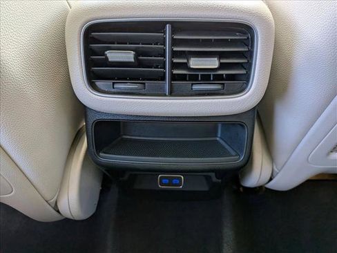 Certified 2024 Mercedes-Benz GLE 350 4MATIC image 18