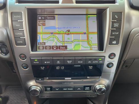 Used 2017 Lexus GX 460 Premium w/ Premium Package image 18