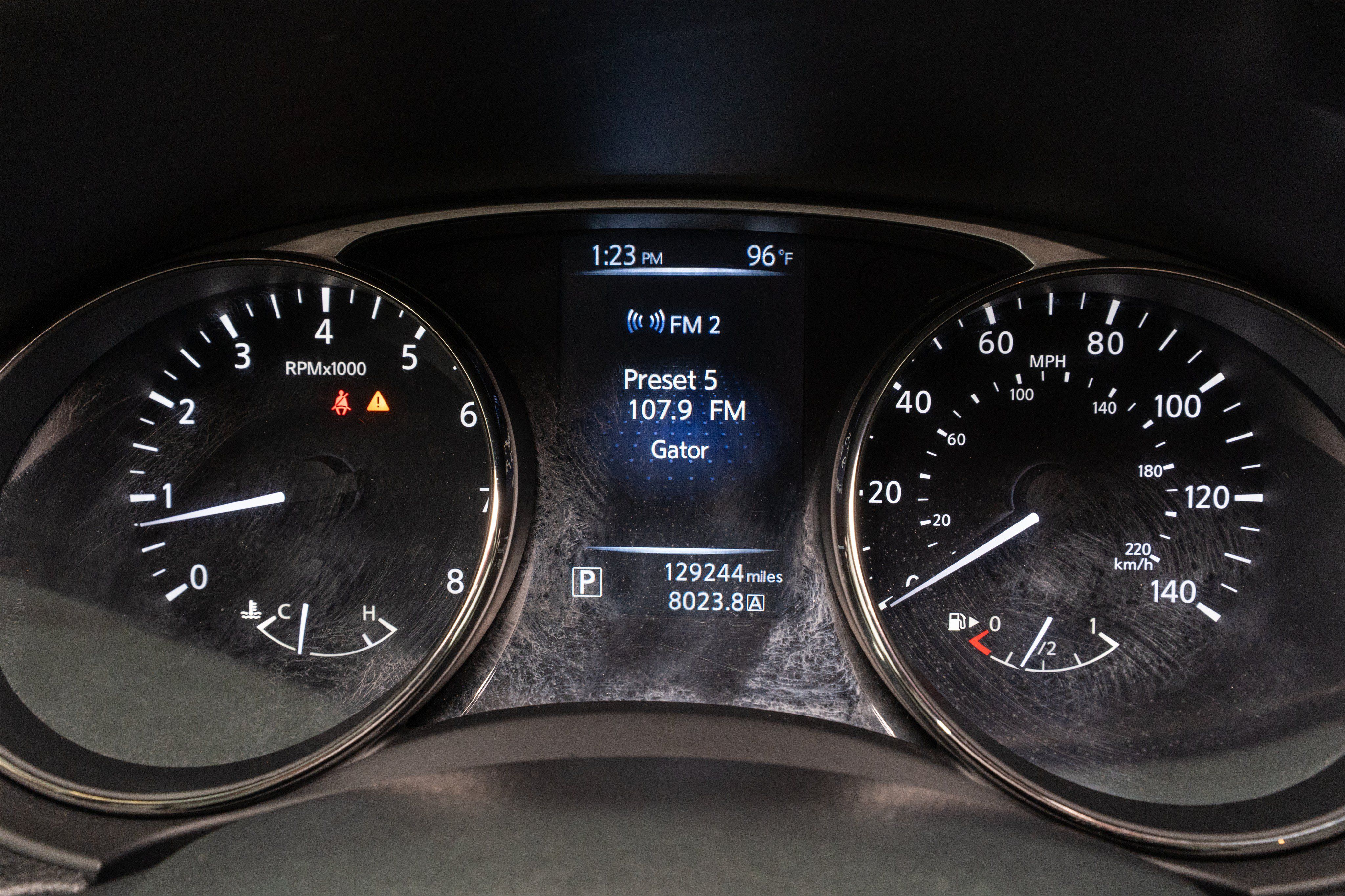 Used 2016 Nissan Rogue SV AWD/4WD image 19