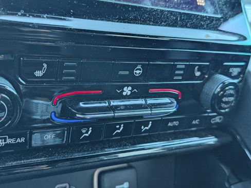 Used 2023 Jeep Grand Cherokee Altitude image 16