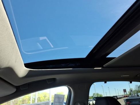 New 2026 Nissan Murano Platinum w/ Cargo Package AWD/4WD image 16