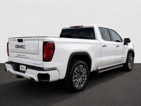 Used 2024 GMC Sierra 1500 Denali Ultimate AWD/4WD image 4