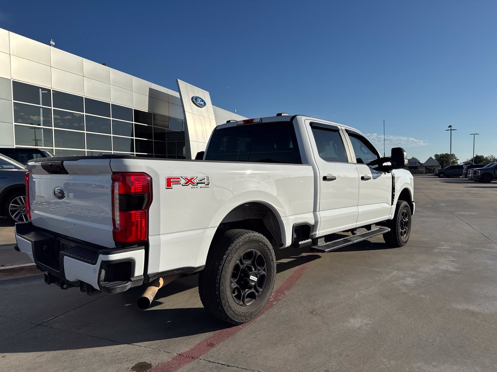 Used 2024 Ford F250 XL w/ STX Appearance Package AWD/4WD image 3