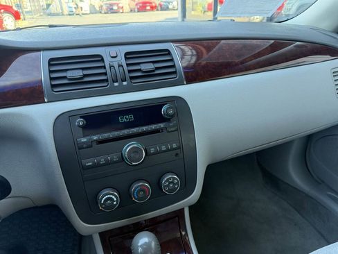 Used 2007 Buick Lucerne CX FWD image 44