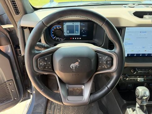 Used 2024 Ford Bronco Wildtrak AWD/4WD image 21