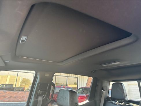 Used 2024 GMC Sierra 1500 AT4 w/ AT4 Carbonpro Edition image 10