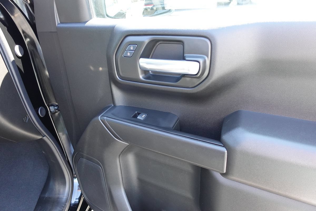 Used 2024 Chevrolet Silverado 1500 Custom AWD/4WD image 32
