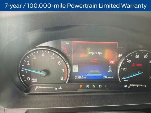 Used 2023 Ford Explorer XLT w/ Equipment Group 202A RWD image 4