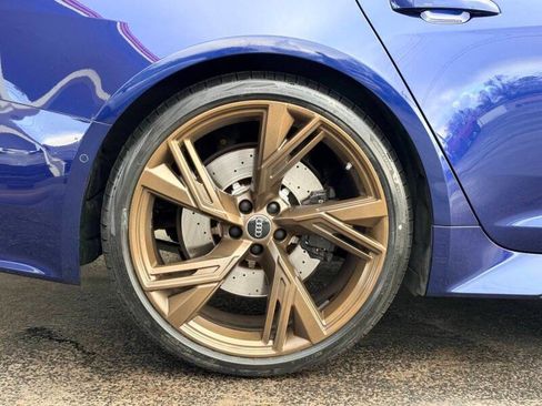 Used 2021 Audi RS 6 w/ Executive Package image 11