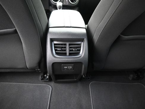 Used 2022 Chevrolet Blazer LT FWD image 20