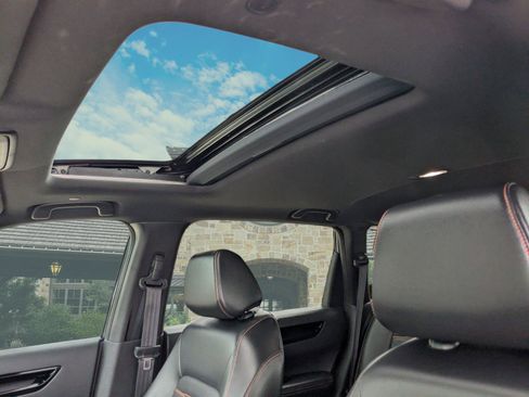 Used 2023 Honda CR-V Sport Touring image 9