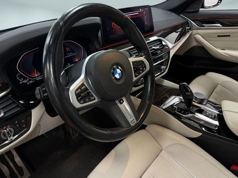 Certified 2023 BMW 540i xDrive w/ M Sport Package image 4