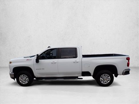 Used 2023 Chevrolet Silverado 2500 LT w/ Convenience Package AWD/4WD image 2