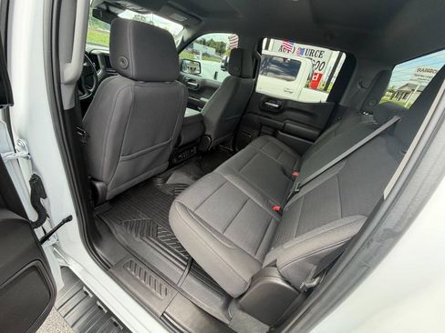 Used 2024 Chevrolet Silverado 1500 Custom Trail Boss AWD/4WD image 20