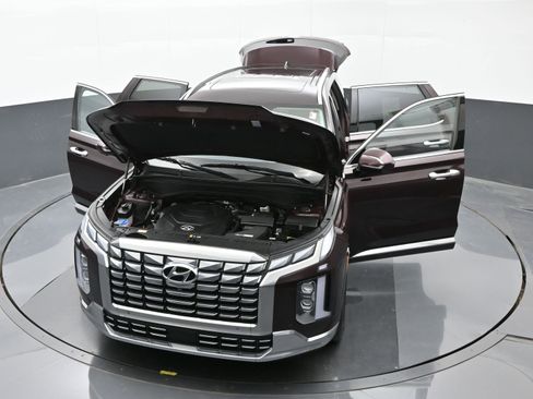 Used 2024 Hyundai Palisade Calligraphy image 50