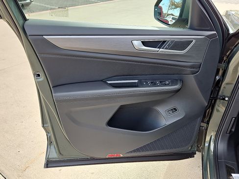 New 2026 Volkswagen Atlas Cross Sport SE image 15