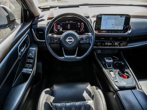 Used 2023 Nissan Rogue Platinum w/ Platinum Premium Package FWD image 25