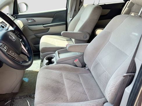 Used 2016 Honda Odyssey EX image 20