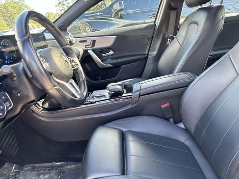 Used 2021 Mercedes-Benz A 220 4MATIC w/ Premium Package image 10