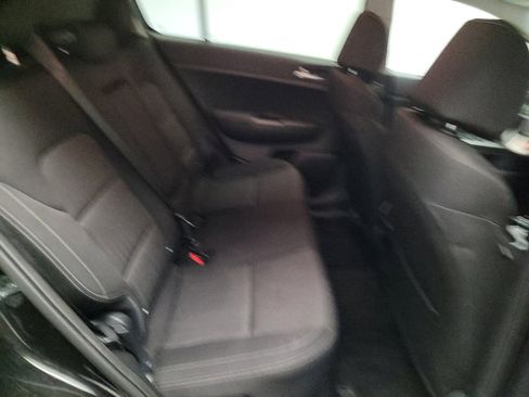 Used 2020 Kia Sportage LX FWD image 19