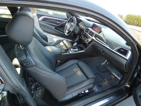 Used 2020 BMW 430i Coupe w/ Convenience Package image 24