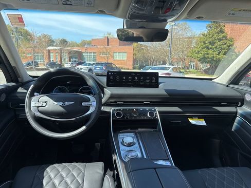 Used 2024 Genesis GV80 3.5T AWD/4WD image 29