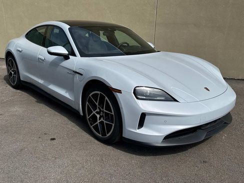 New 2025 Porsche Taycan image 10