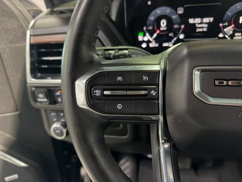 Used 2025 GMC Yukon Denali AWD/4WD image 18