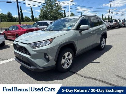 Used 2020 Toyota RAV4 XLE w/ All Weather Liner Package AWD/4WD image 21