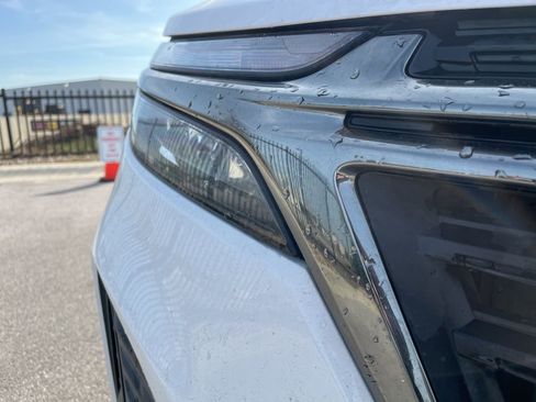 Used 2024 Chevrolet Equinox LS w/ LS Convenience Package image 11