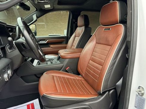 Certified 2024 GMC Sierra 3500 Denali Ultimate image 12