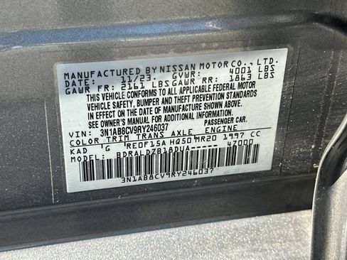 Used 2024 Nissan Sentra SV FWD image 28